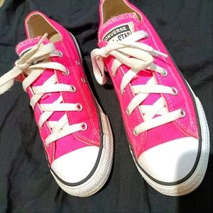 Hot pink Girls converse size 1